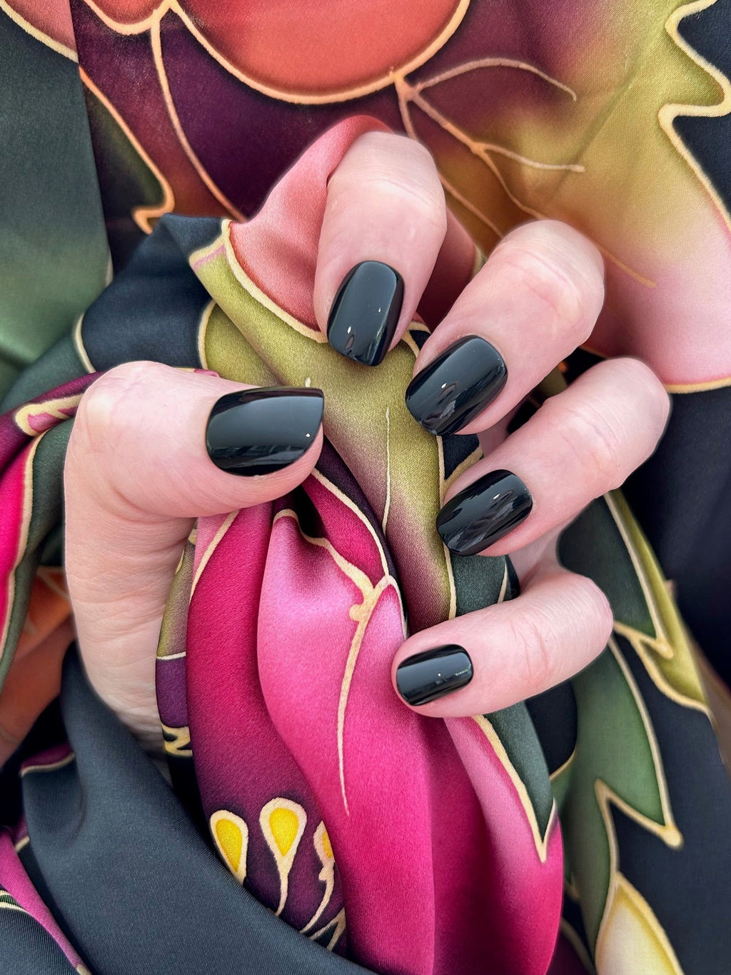 Bewitched Press-On Nails (short oval)