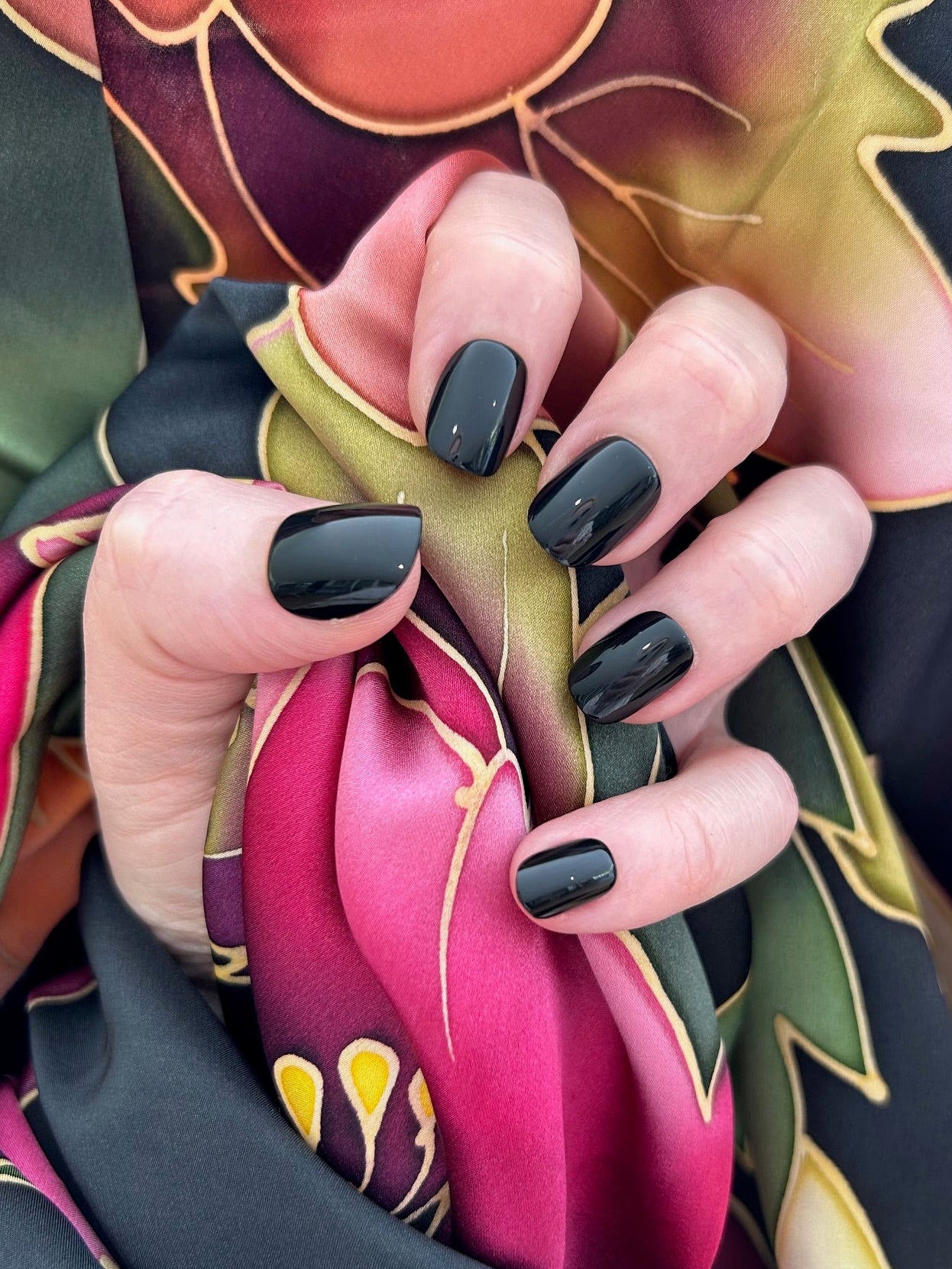 Bewitched Press-On Nails (short oval)