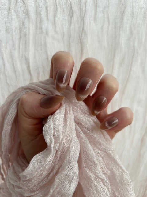 Caramel Latte Press-On Nails (medium almond)