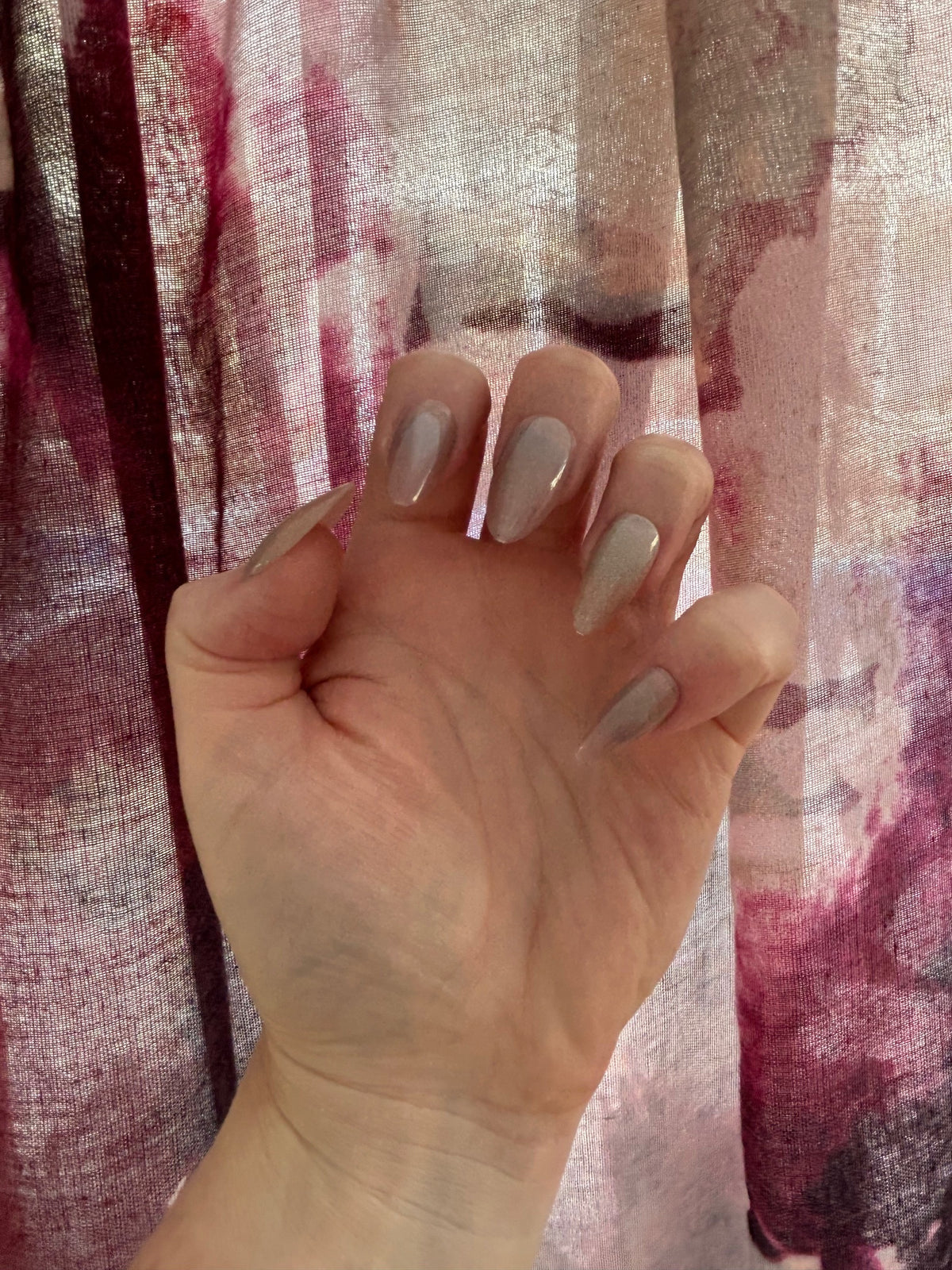 Cinnamon Sparkle Press-On Nails (medium almond)