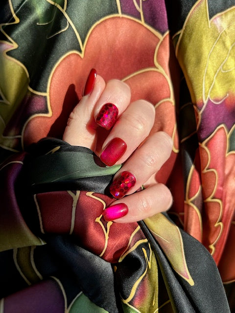 Ruby Sparkles handmade Press-On Nails (short square) - LARGE NAIL SIZE