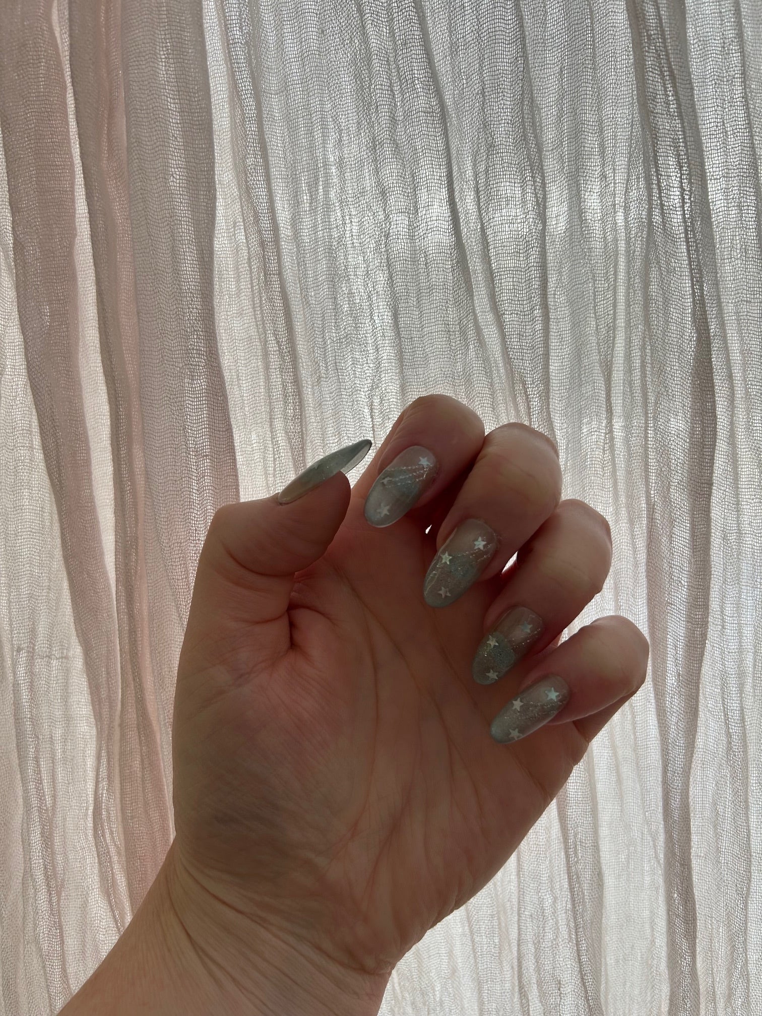 Shooting Star handmade Press-On Nails (medium oval) - MEDIUM NAIL SIZE