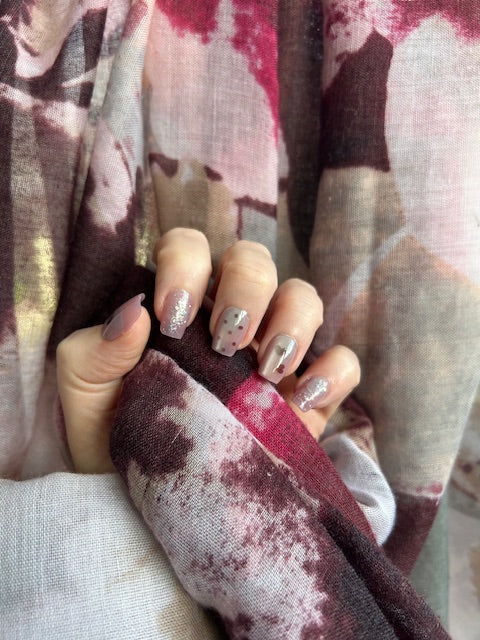 Sparkle Confetti handmade Press-On Nails (short square) - MEDIUM NAIL SIZE