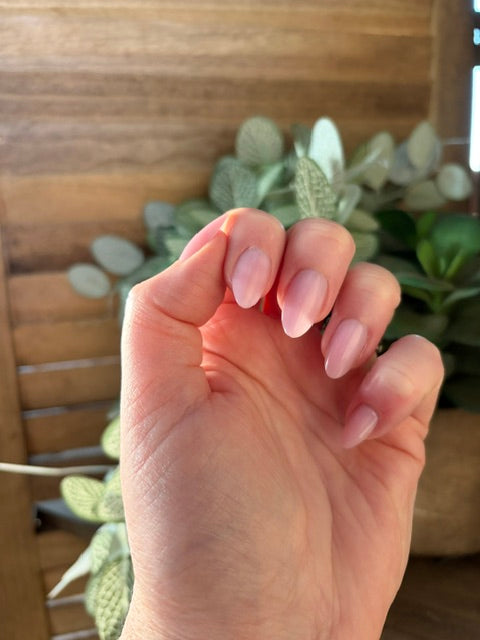 Strawberry Sundae Press-On Nails (medium almond)