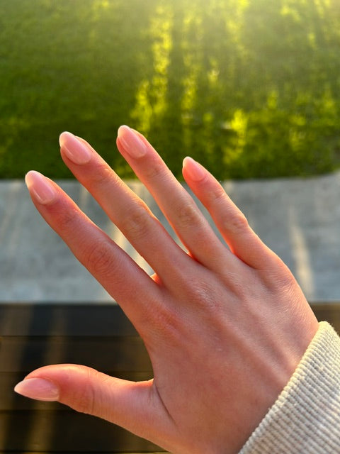 Strawberry Sundae Press-On Nails (medium almond)