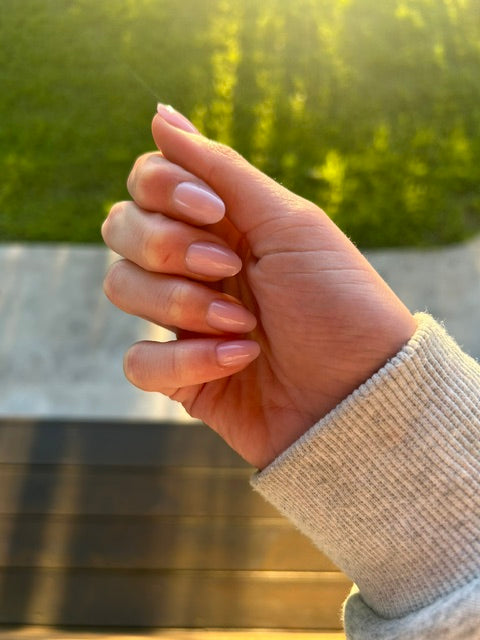Strawberry Sundae Press-On Nails (medium almond)