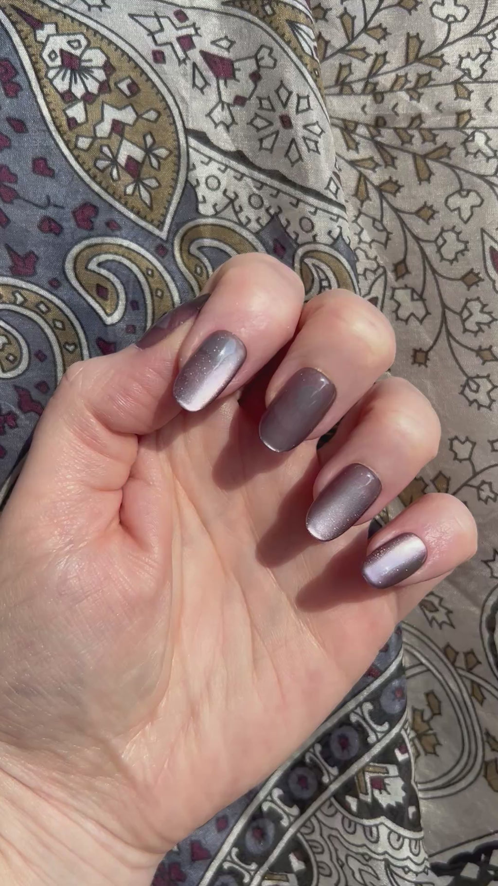Moonbeam handmade Press-On Nails (medium oval) - MEDIUM NAIL SIZE