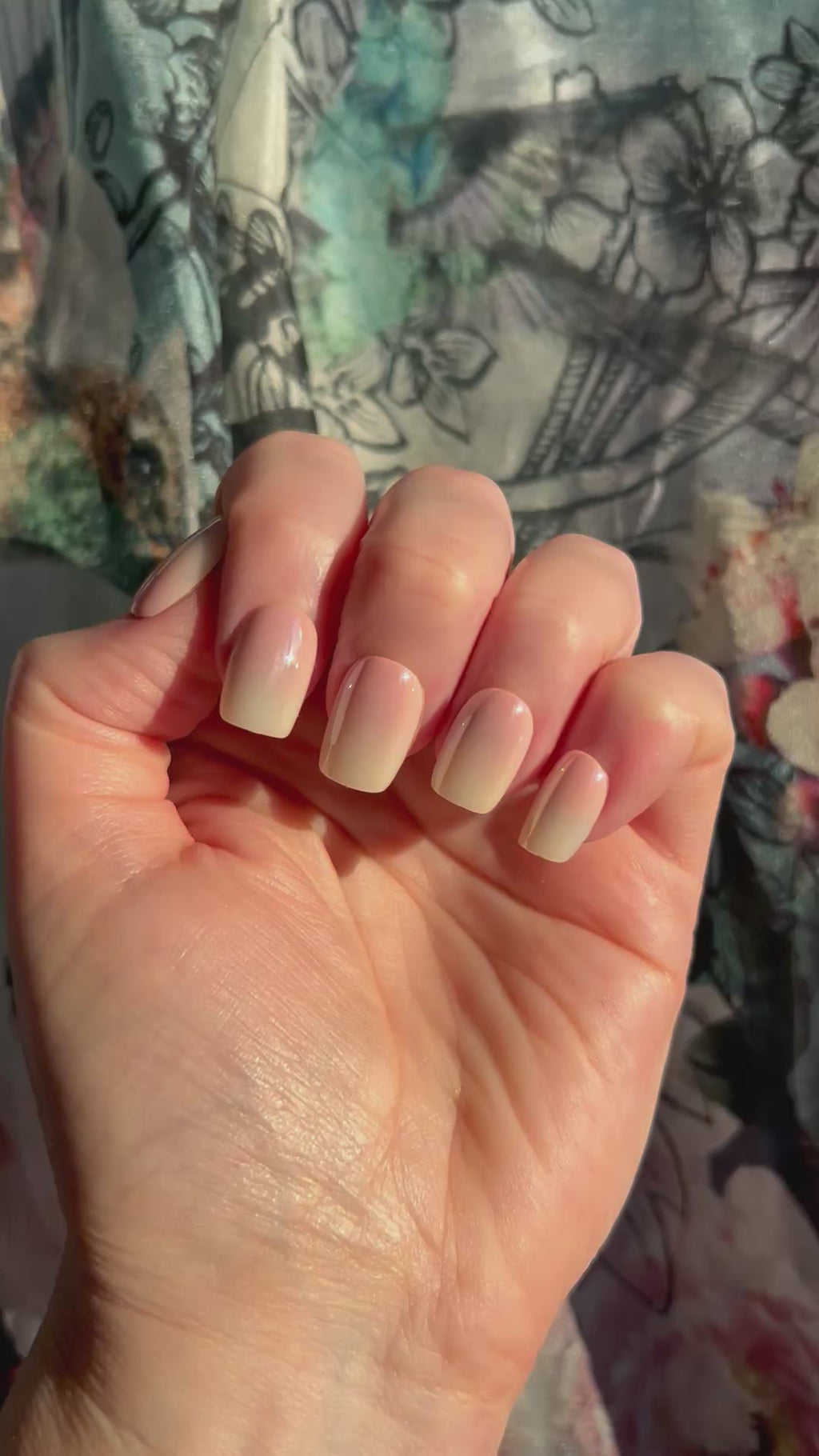 Afterglow Press-On Nails (medium square)