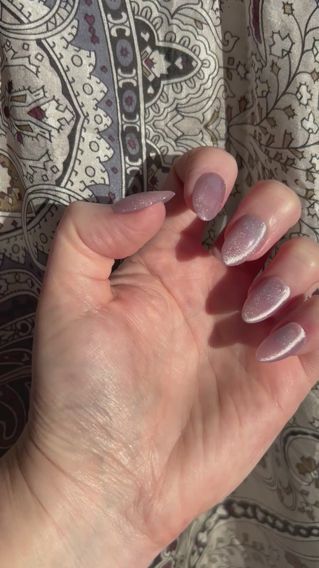 Lavender Light handmade Press-On Nails (medium almond) - LARGE NAIL SIZE